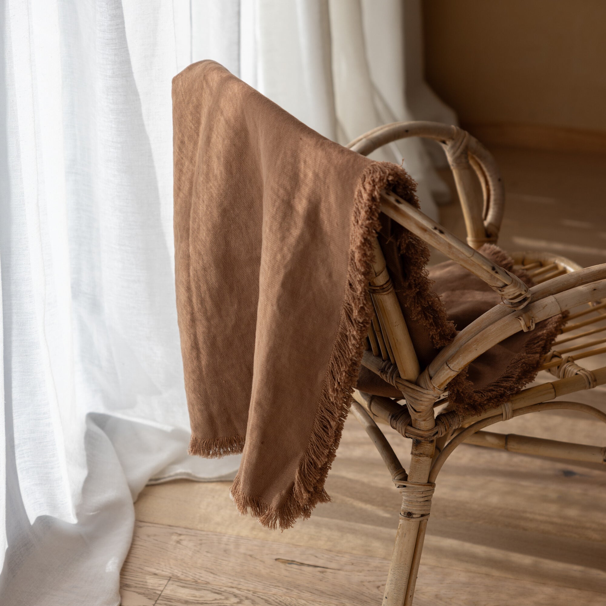 sol linen throw